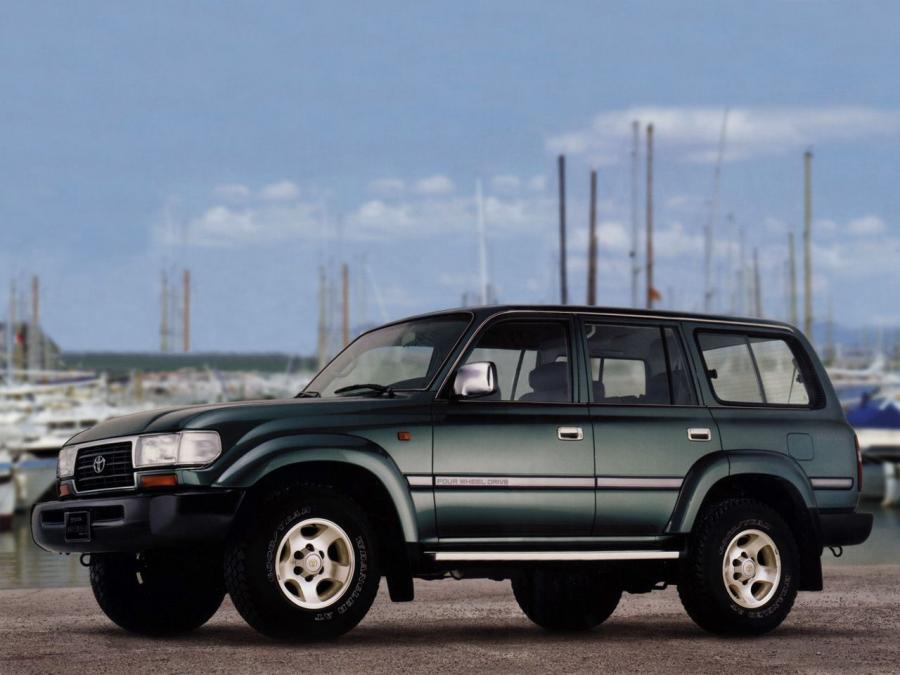  Toyota Land Cruiser 80 VX 1995 года  (фото 2 из 21)